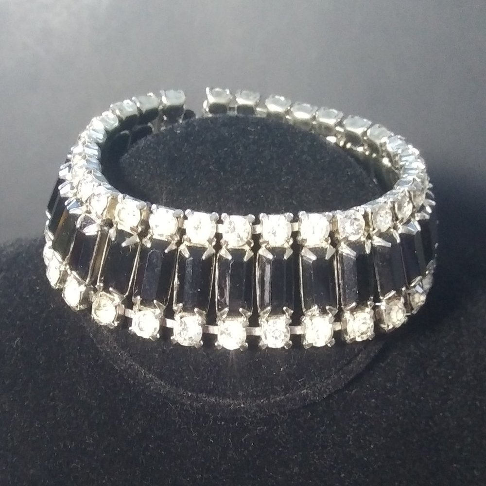 Vintage bracelet  black baguette shape faux gems with clear round rhinestones